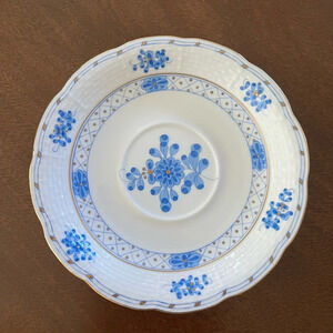 Beautiful Vintage Herend White Blue Garden Tea Saucer Plate Floral Gold Trim 734